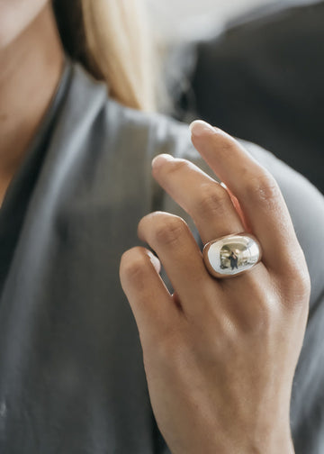 woman wearing a Handmade melrose Ring 925 silver 